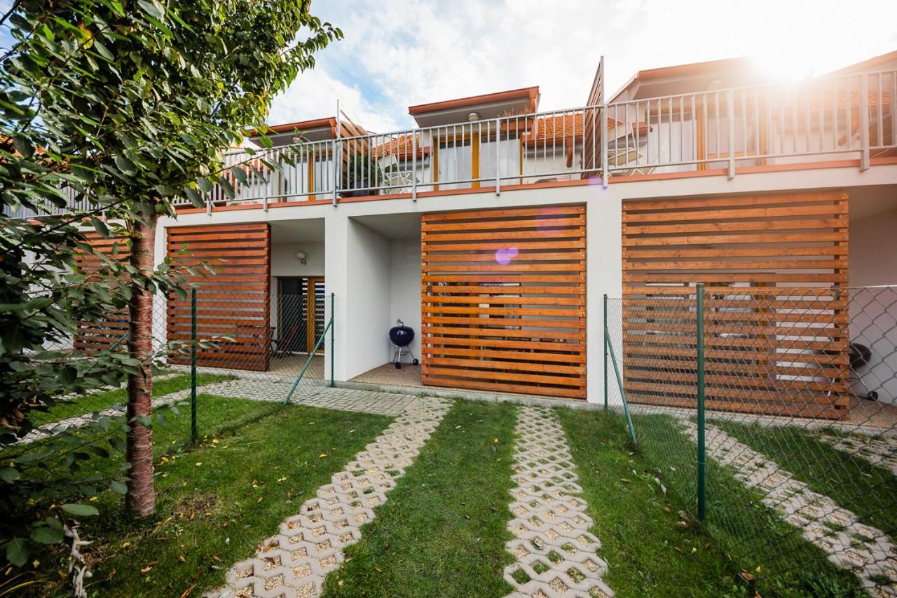 Apartman Ema Dolní Dunajovice Екстериор снимка