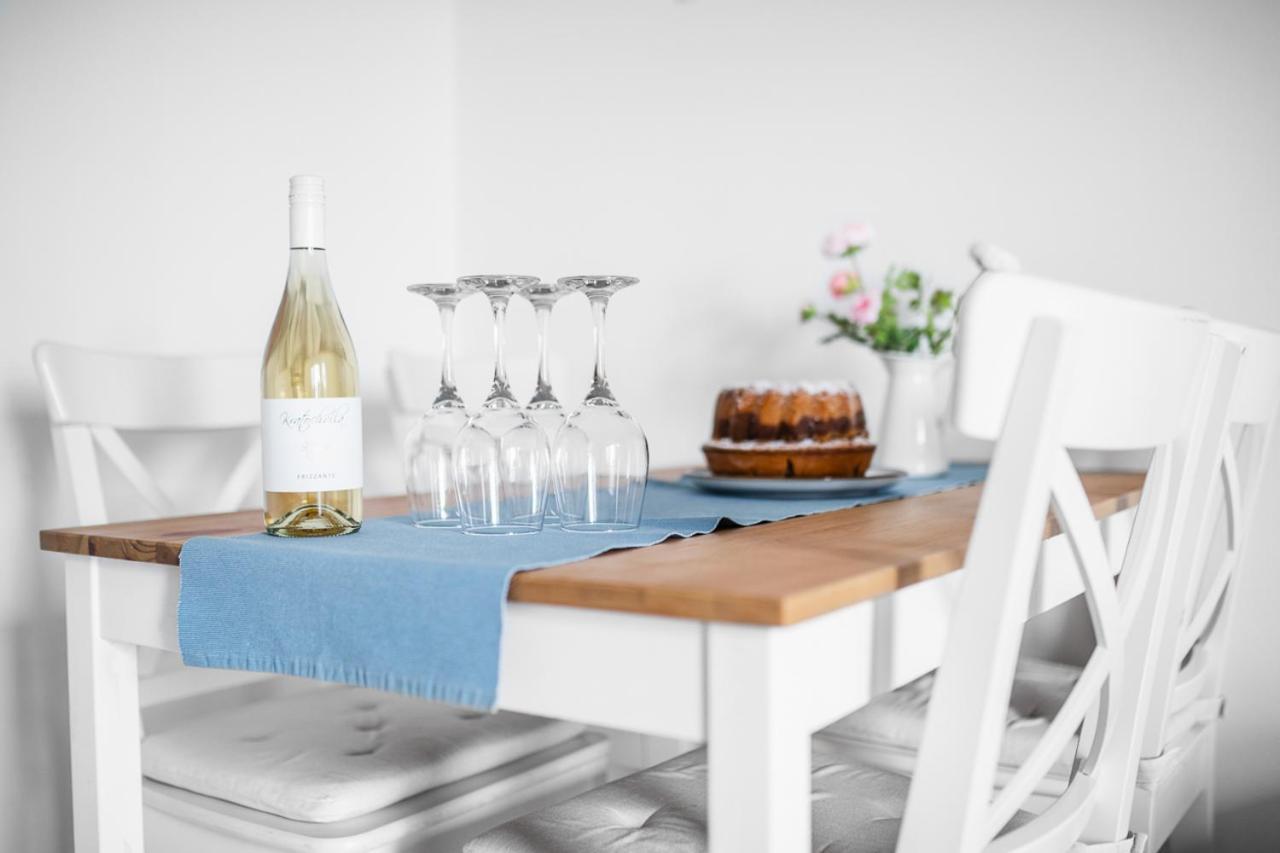Apartman Ema Dolní Dunajovice Екстериор снимка